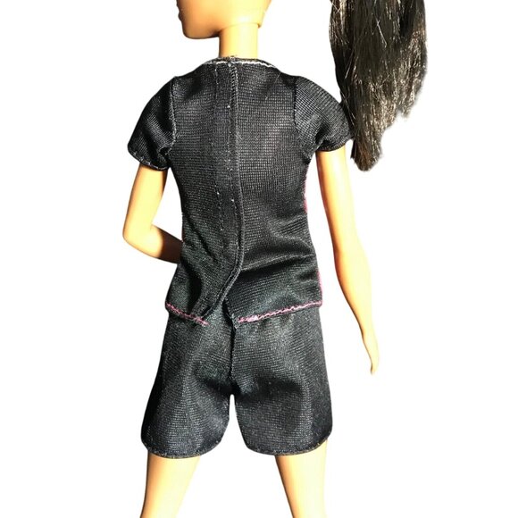 Barbie Soccer Player Doll With Sportswear Outfit & Pink Sneakers - Picture 6 of 8